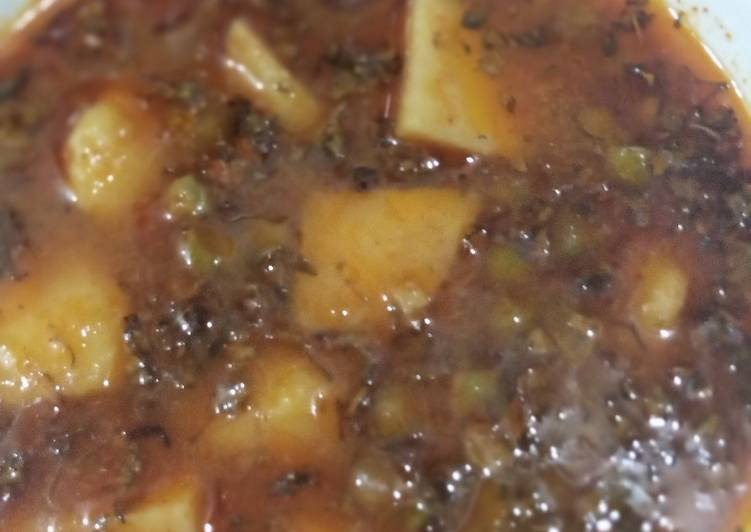 Recipe of Award-winning Aloo mater ka simple salan