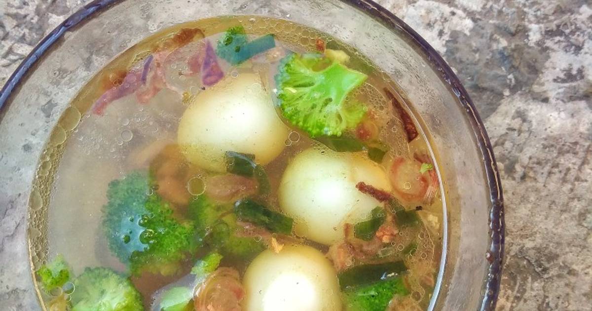 Resep [MPASI 11M+] Sup Telur Puyuh Brokoli oleh Saluna Mahira Cookpad