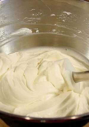 A picture of Foolproof cheesecake filling.