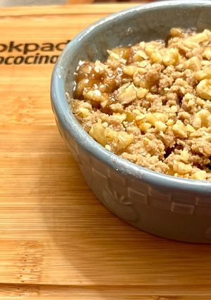 Una foto de 🍎 Mini tarta crumble de manzana en microondas 🍎