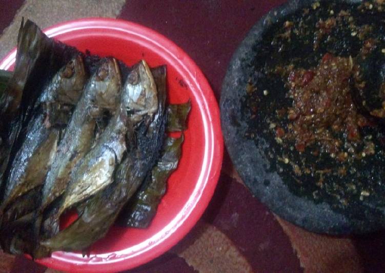 Resep Ikan asin peda bakar plus sambal kencur Lezat