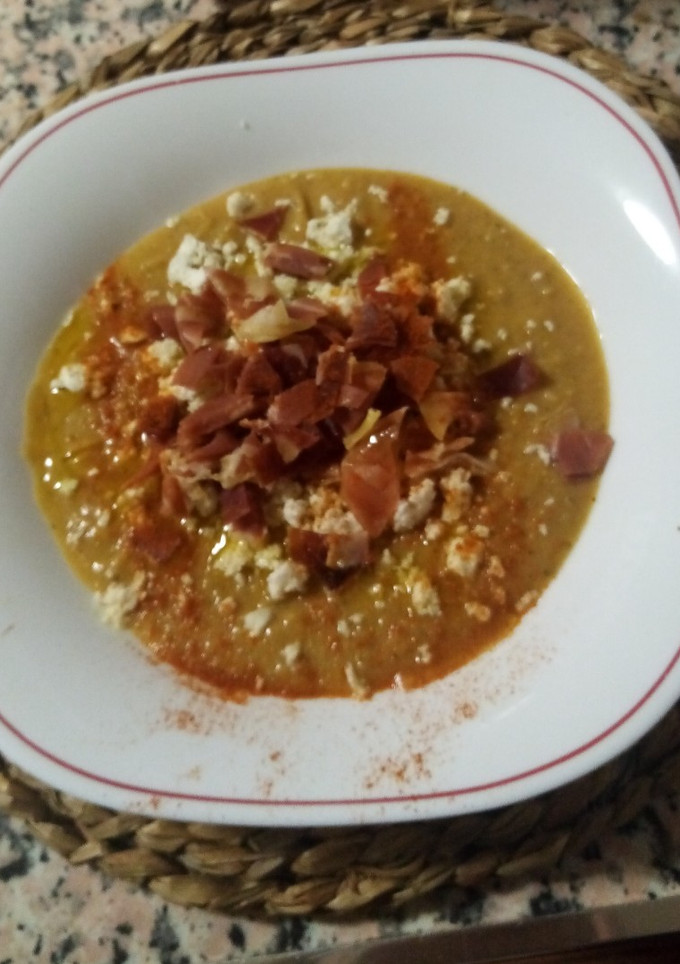 Una foto de Crema de boniato y castañas