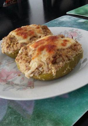 Una foto de Zapallitos rellenos de carne. Economicos y fácil