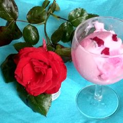 A picture of Rose ice cream.