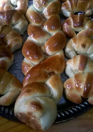 Una foto de Trenza rellena de dulce de leche y chocolate