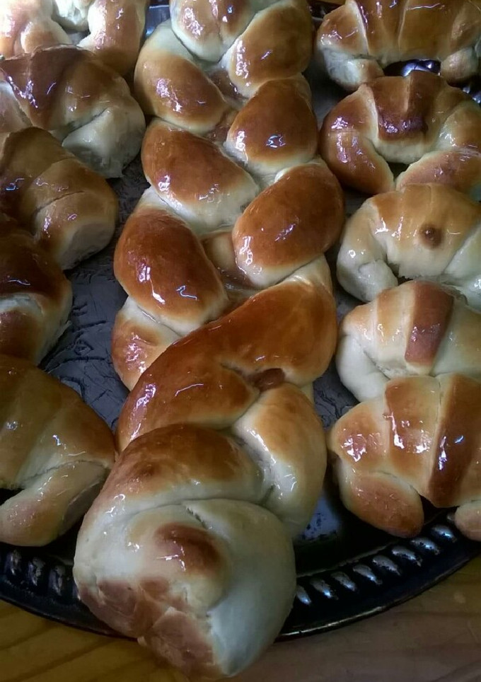 Una foto de Trenza rellena de dulce de leche y chocolate