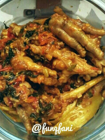 Bagaimana Membuat Ceker Woku Pedas Nagih Anti Gagal