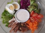 Gambar chicken caesar salad