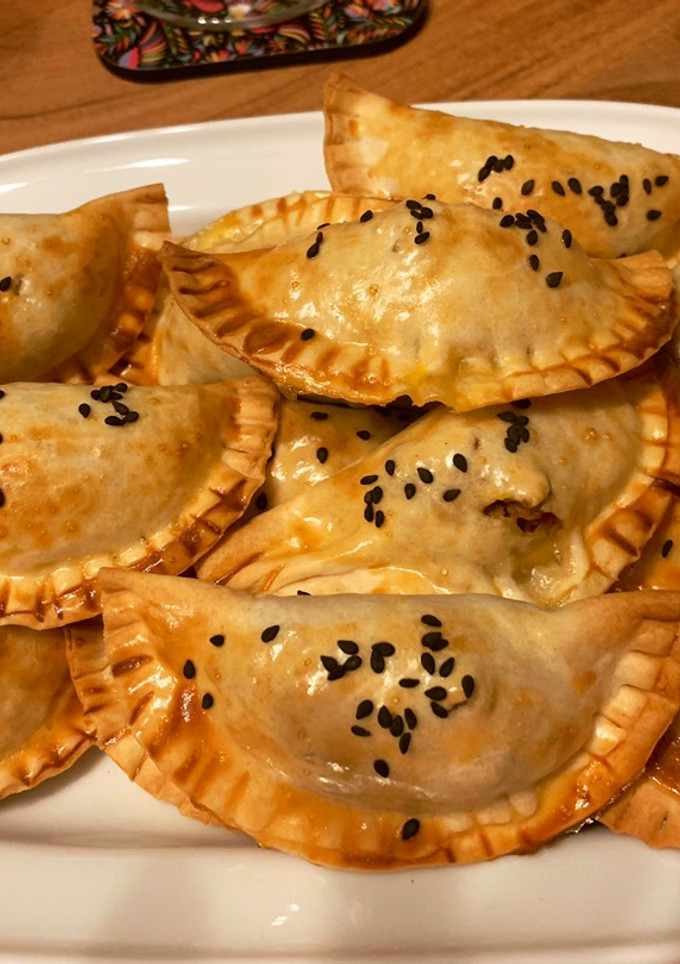 Una foto de Empanadillas de carne y tomate al horno