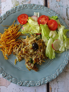 Foto de Bacalhau à Brás com batata doce e alho francês