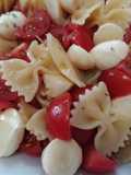 Farfalle pomodorini e mozzarelline