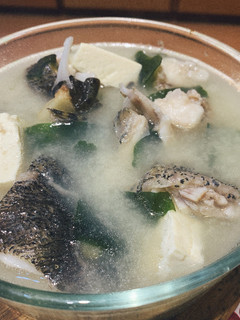 龍膽石斑魚頭豆腐味噌湯 的食譜成品照片