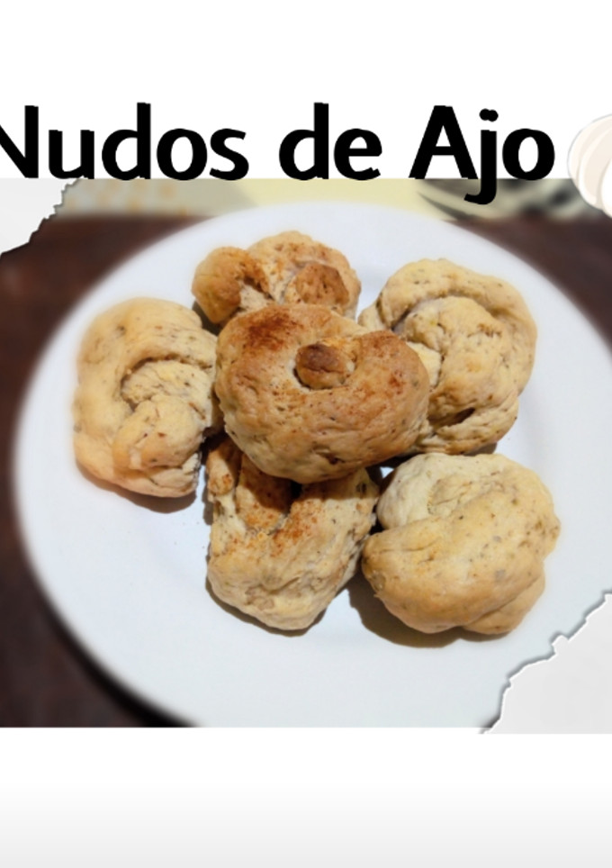 Una foto de Pan nudos de Ajo