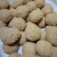 A picture of Kukis Bawang.