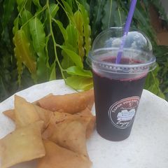 Samosas A picture of Samosas.
