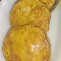 A picture of Baingan pakoda.