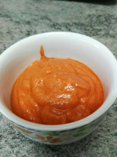 Una foto de Salsa de pimiento y atún
