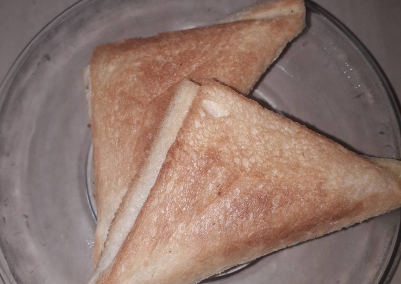 Roti Panggang isi abon ayam pedas