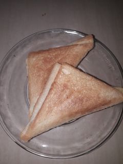 Foto resep Roti Panggang isi abon ayam pedas