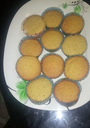 A picture of Vanilla cup cake 2.