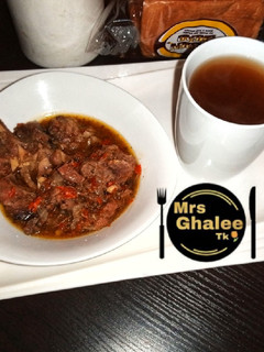 A picture of Ram meat pp soup with black tea.