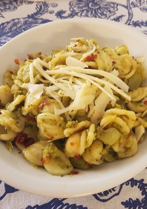 Foto di Orecchiette con sparacelli e pomodori secchi