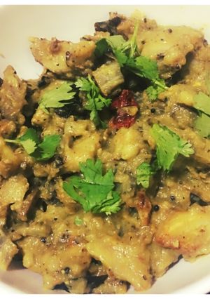 A picture of Raw banana curry.