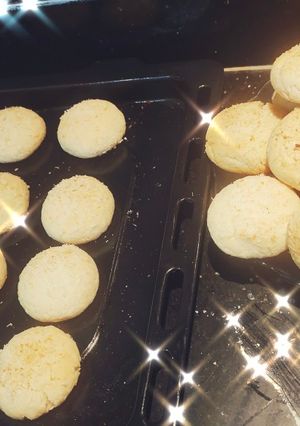 A picture of Coconut Cookies.