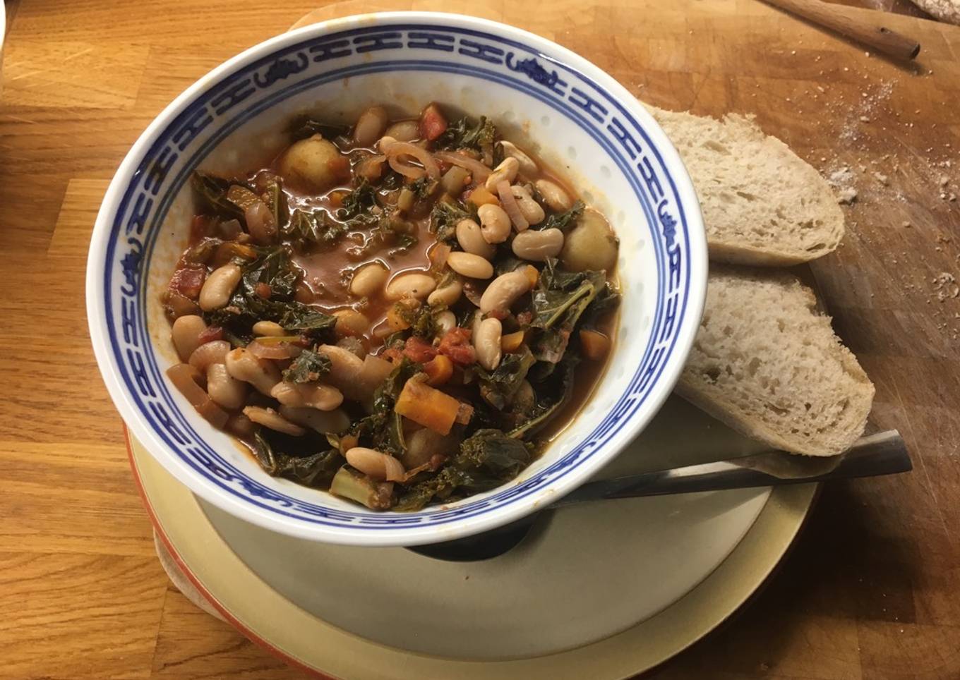Italian Tomato Stew with Kale and Cannelini beans