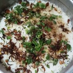 A picture of Chicken dum biriyani.