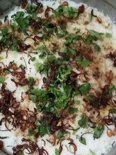A picture of Chicken dum biriyani.