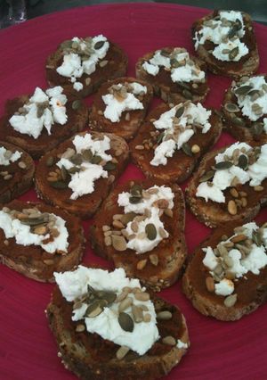 Une photo de Mini bruschetta