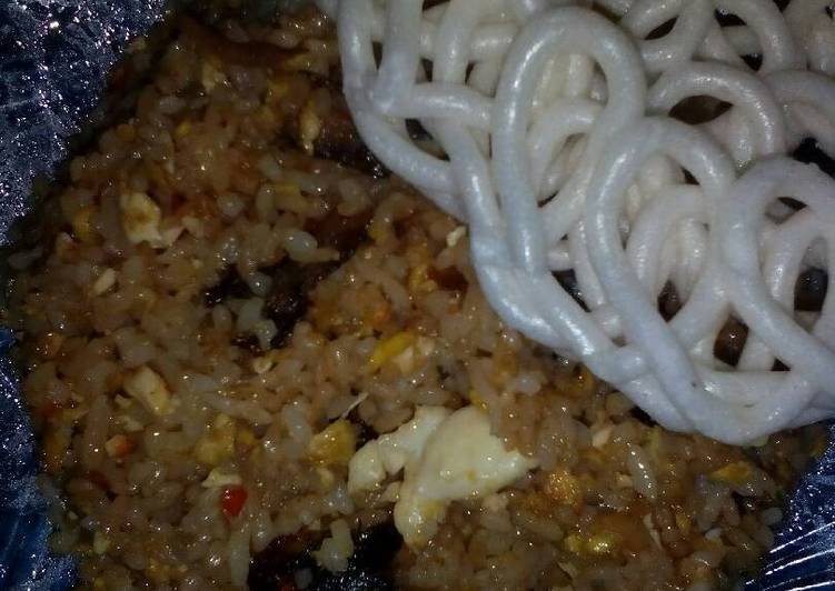 Resep Nasi goreng ikan tongkol suwir (no penyedap/kaldu bubuk) yang Lezat Sekali