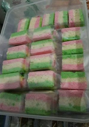 Foto resep Bolu kukus pelangi