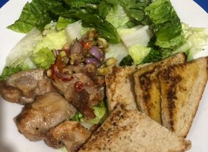 Foto resep Healthy Diet Food: Grilled Chicken Sambal Matah + Selada Romaine + Roti Gandum Panggang