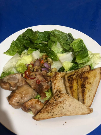 Anti Ribet, Memasak Healthy Diet Food: Grilled Chicken Sambal Matah + Selada Romaine + Roti Gandum Panggang Enak Terbaru
