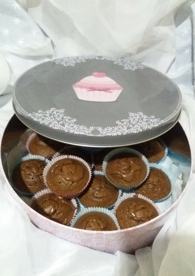 Una foto de Magdalenas de chocolate rellenas de nutella