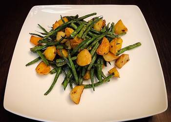 How to Make Tasty Roasted Potatoes and Green Beans