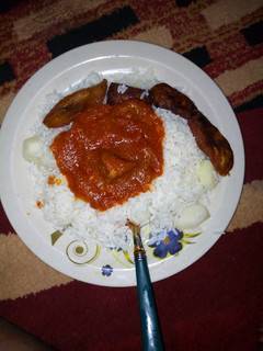 A picture of Shinkafa dankli da stew & plantain.