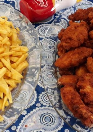 عکسی از دستور مرغ سوخاری و سیب زمینی سرخ کرده 😋❤