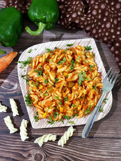 મસાલા પાસ્તા (Masala Pasta Recipe In Gujarati) રેસીપી મુખ્ય ફોટો