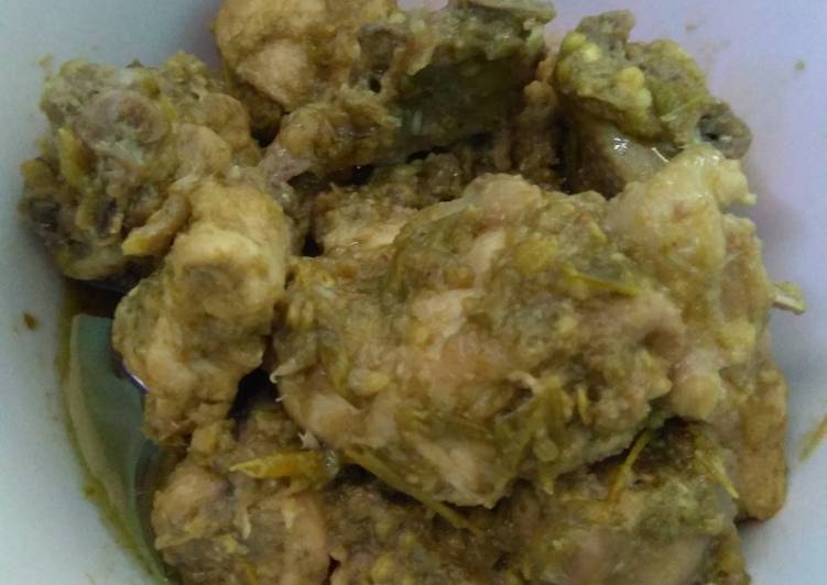 Cara mudah Membuat Ayam bumbu hijau, Enak Banget