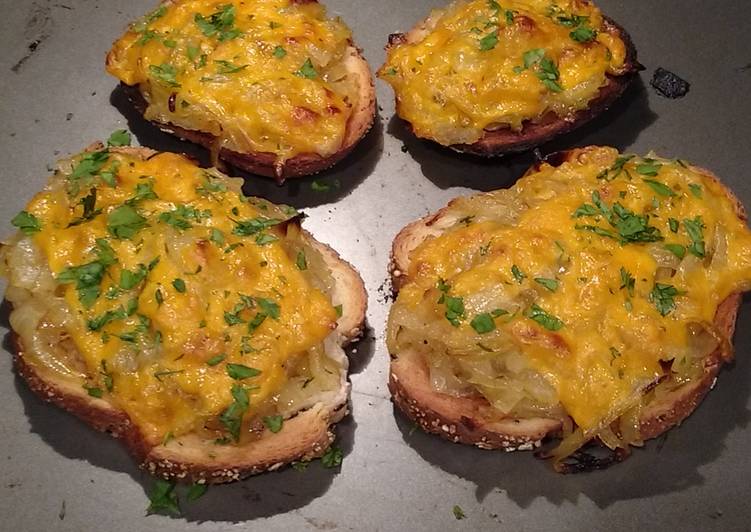 Recipe of Ultimate Melty Onion Toasts