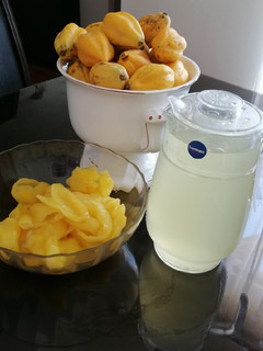 Una foto de Jugo de papayas y papayas a la crema