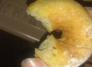 Una foto de Mini donas con máquina