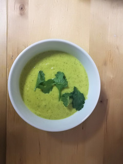 Una foto de Crema de calabacín al curry