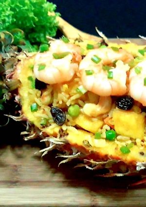 A picture of 🍍Pineapple Fried Rice (Khao Pad Sapparod)🍍.
