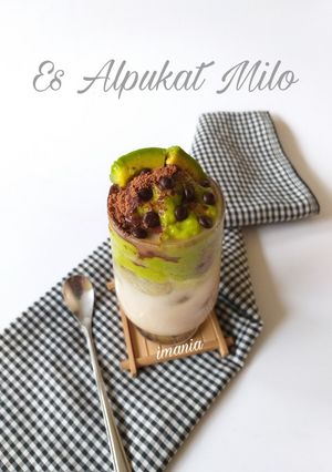 Foto resep Es Alpukat Milo Cokelat