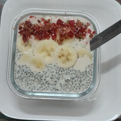 A picture of Chia pudding.