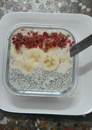 A picture of Chia pudding.